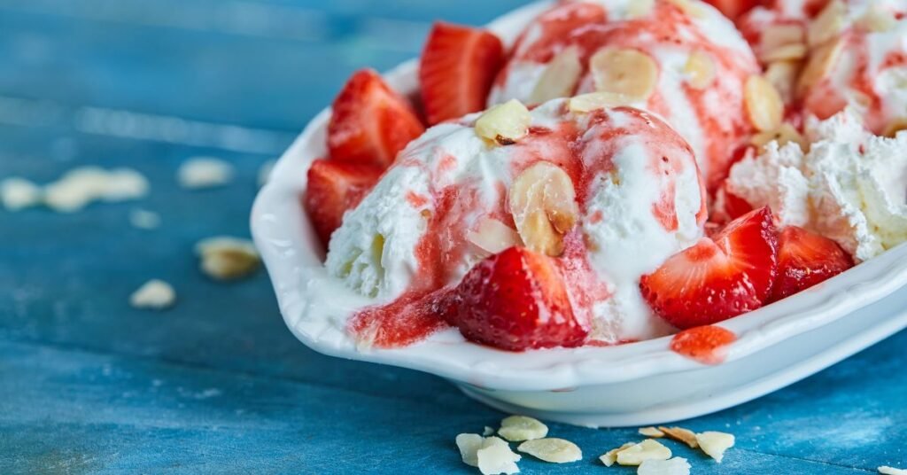 Strawberry Cheesecake Fluff ice cream